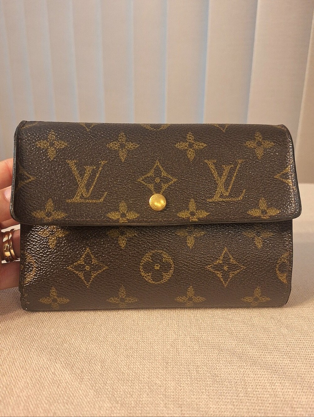 Louis Vuitton Vintage Monogram Wallet - Picture 9 of 9